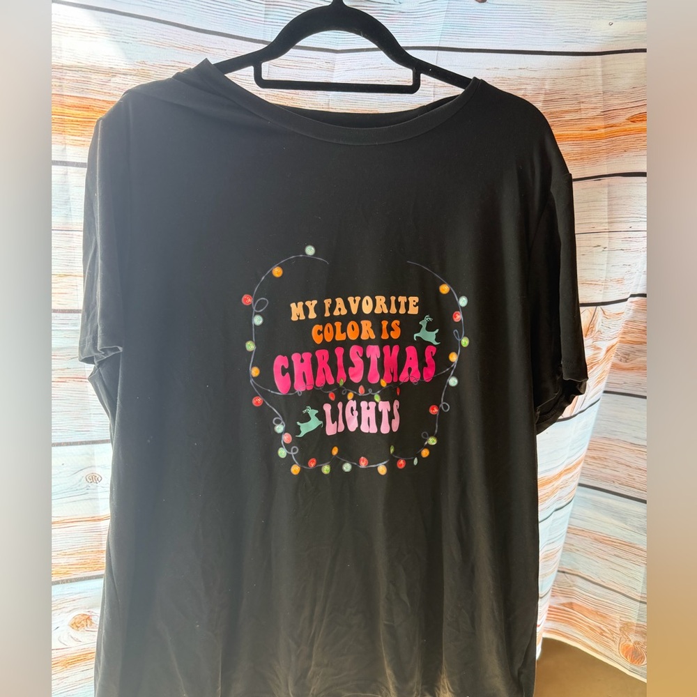 SHEIN Black Crewneck Tee with Subtle Rib Detail